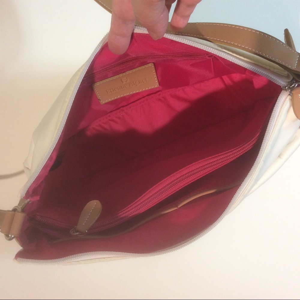 Vintage Eitenne Aigner White Baugeutte Bag Adjustable Strap Pink Pockets Purse - Picture 3 of 7